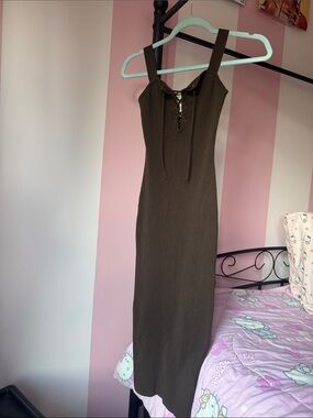 H&M Lace-Up Ribbed Maxi Dress